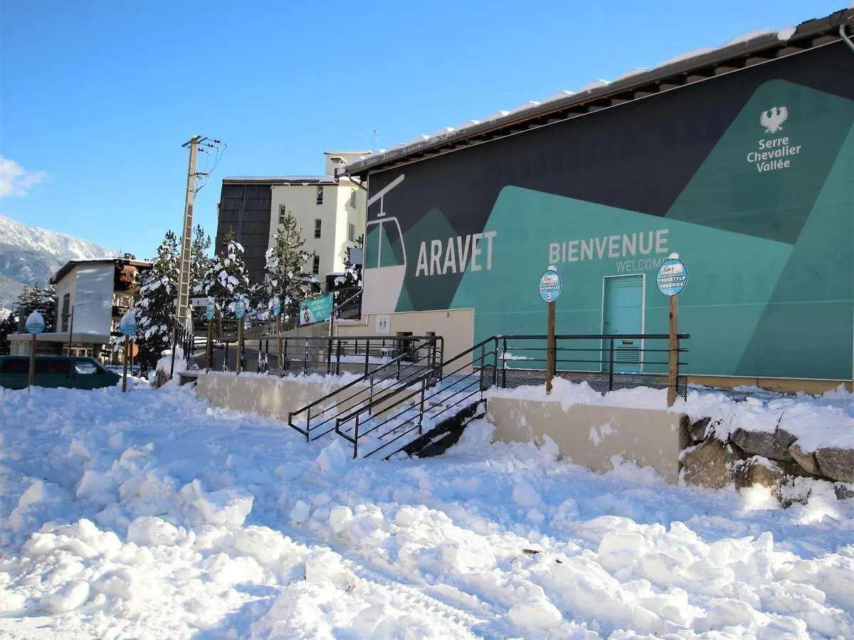 Studio Montagne Pres Des Pistes Et Commerces - 4 Couchages - Parking Prive - Fr-1-330F-90 Serre Chevalier 0*,