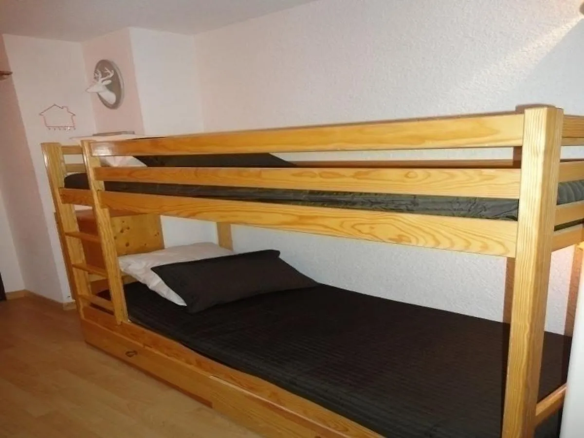 Studio Montagne Pres Des Pistes Et Commerces - 4 Couchages - Parking Prive - Fr-1-330F-90 Serre Chevalier Apartment